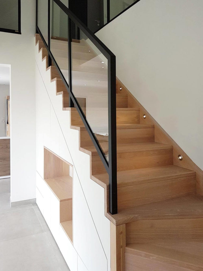 Meuble sous escalier réalisé à Rueil-Malmaison