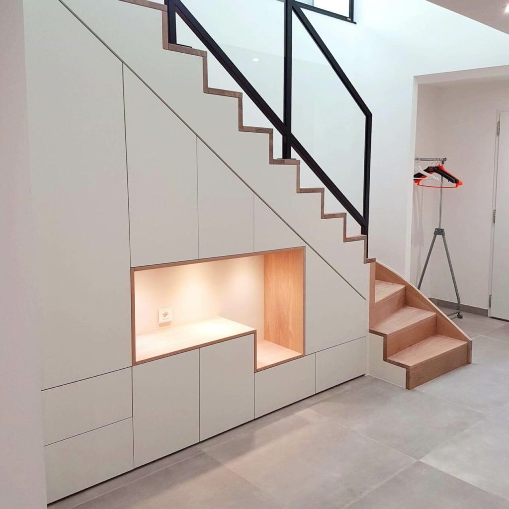 Meuble sous escalier réalisé à Rueil-Malmaison